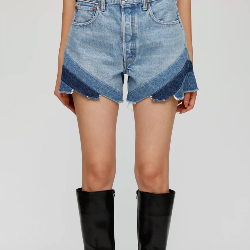 Moussy vintage shorts!! Style is gratiot! They are brand new!